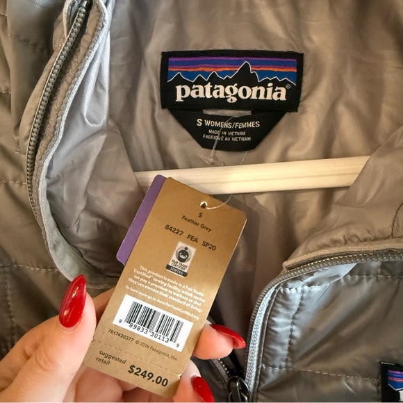 NWT Patagonia Women’s Nano Puff Hoody - Feather Gray Sz Small - Picture 6 of 10